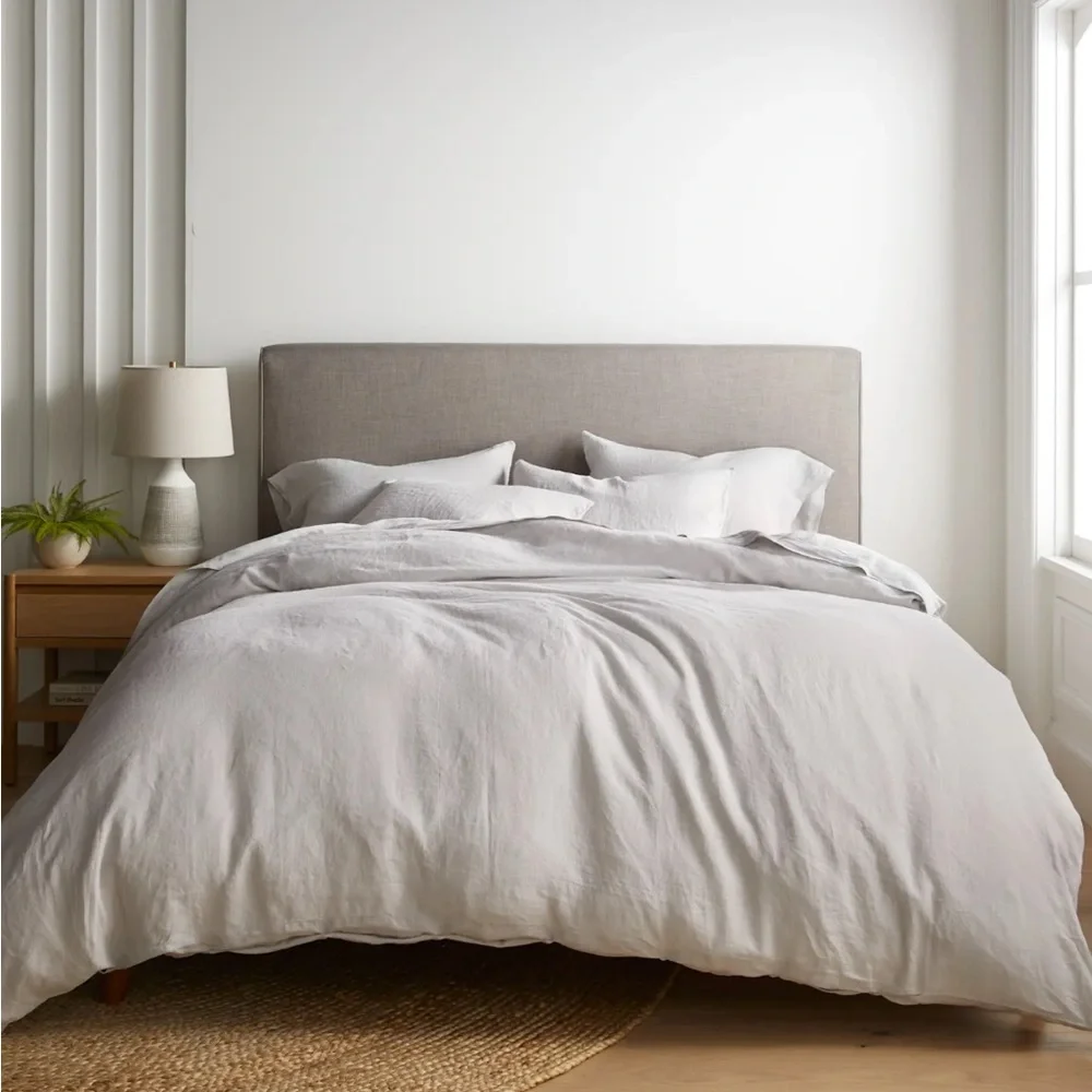 NWT Quince 3 Piece Linen Duvet Set Full/Queen Light grey